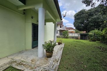 Taman Bukit Kempas