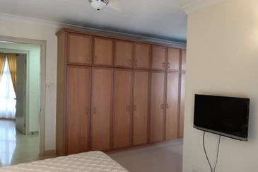 The Straits View, Bandar Baru Permas Jaya