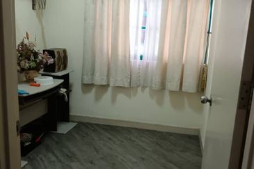 The Straits View, Bandar Baru Permas Jaya