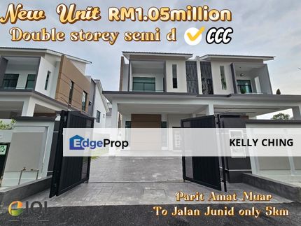 Muar Parit Amat double storey semi d(New )), Johor, Muar