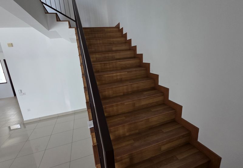 ATHIRA, Bandar Bukit Raja