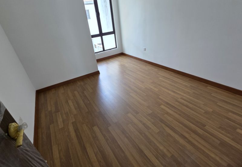 ATHIRA, Bandar Bukit Raja