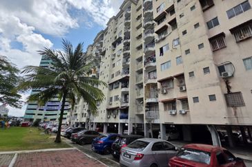 Kajang City Height Apartment