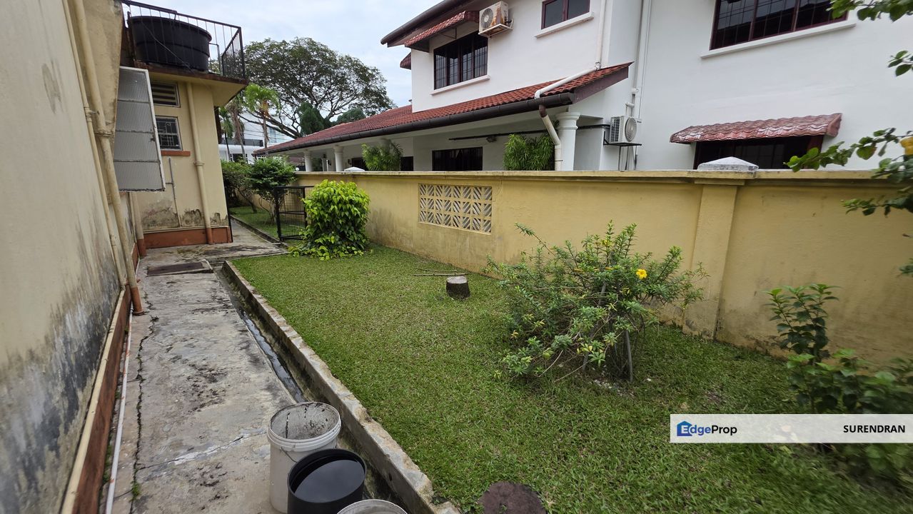 1.5Storey bungalow for sale in PJ Section 11 near University Malaya, Selangor, Petaling Jaya