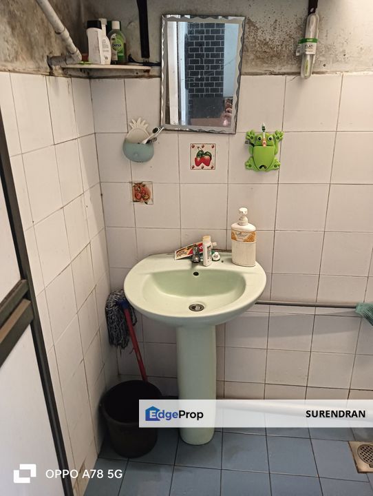 1st Floor Non bumi Seri Ayu Apartment Bandar Putera for sale , Selangor, Klang