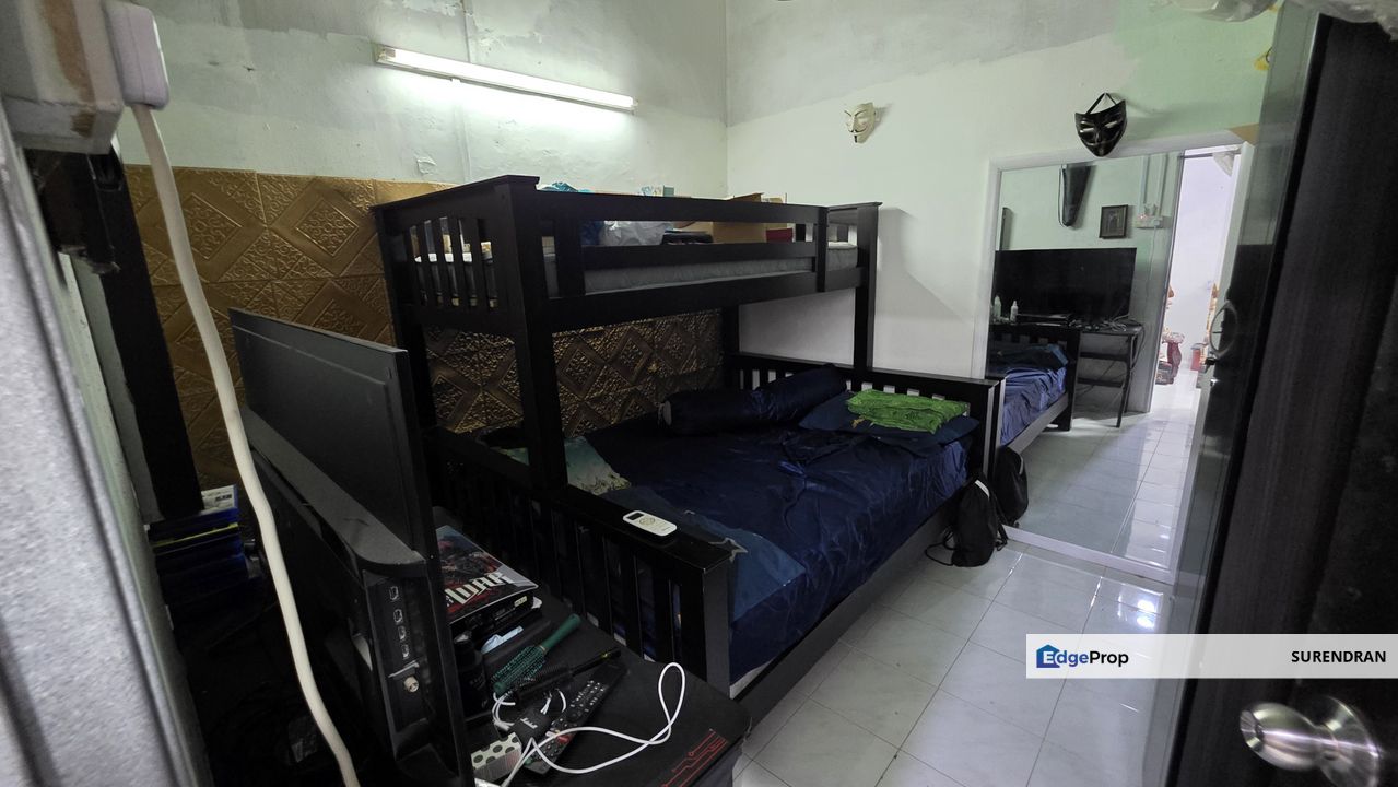 Renovated single storey for sale in taman sentosa, Selangor, Klang