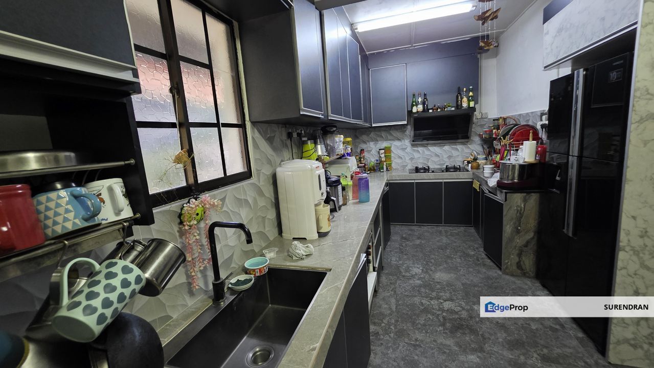 Renovated single storey for sale in taman sentosa, Selangor, Klang