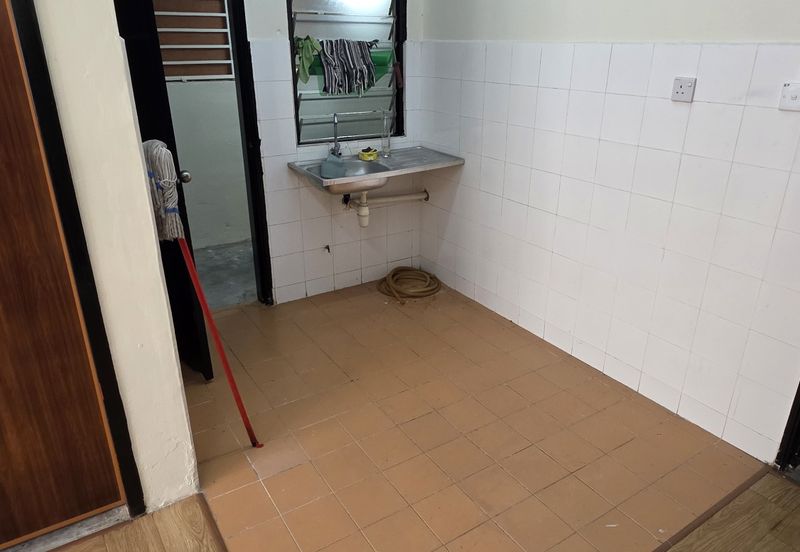 Ground Floor Well Maintained Sri Ayu Apartment for sale