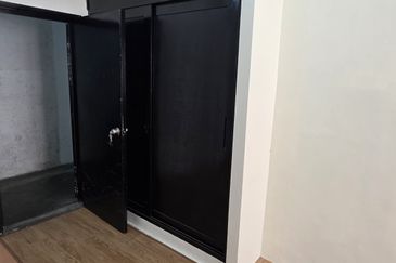 Ground Floor Well Maintained Sri Ayu Apartment for sale