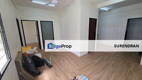 Ground Floor Well Maintained Sri Ayu Apartment for sale, Selangor, Klang