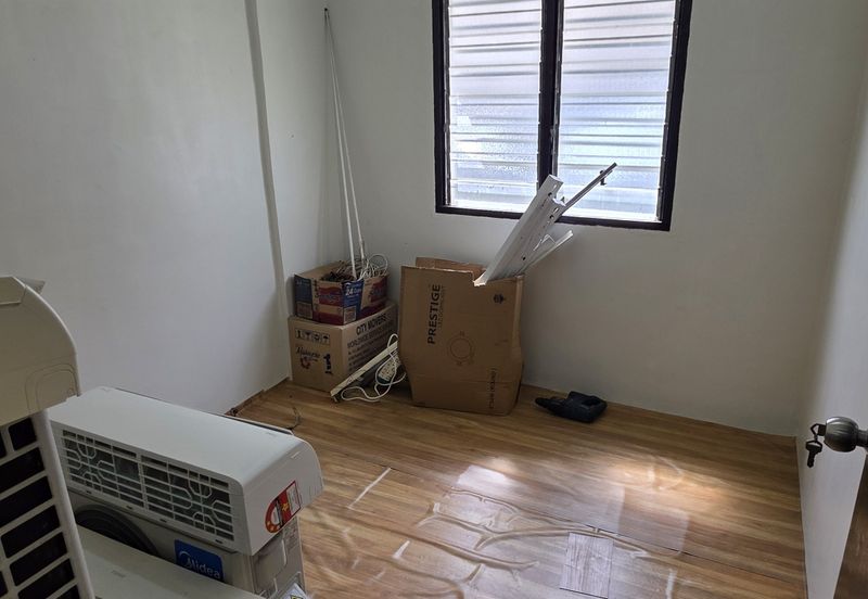 Ground Floor Well Maintained Sri Ayu Apartment for sale