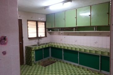 Seksyen 18, Shah Alam