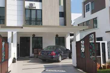 Setia Alam Setia Utama 1