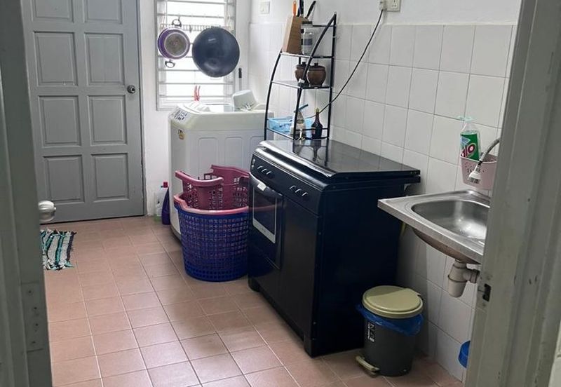 D'Anjung Teluk Pulai