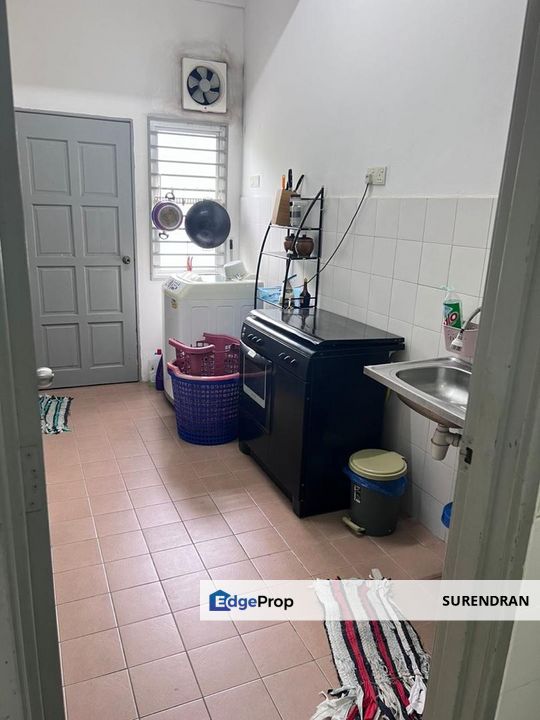 Well Maintained Big Land 2.5 Storey Terrace D’anjung Klang For Sale, Selangor, Klang