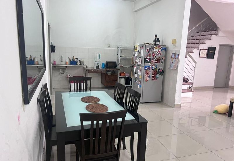 D'Anjung Teluk Pulai