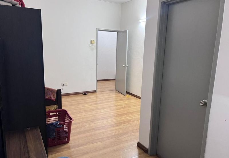 D'Anjung Teluk Pulai