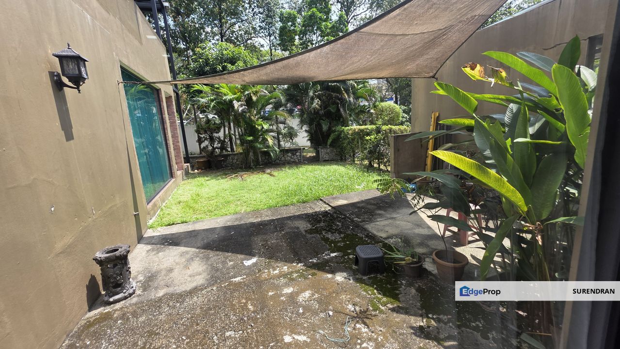 Lake Edge Puchong 2.5 Storey Intermediate Terrace for Sale Facing Lake, Selangor, Puchong