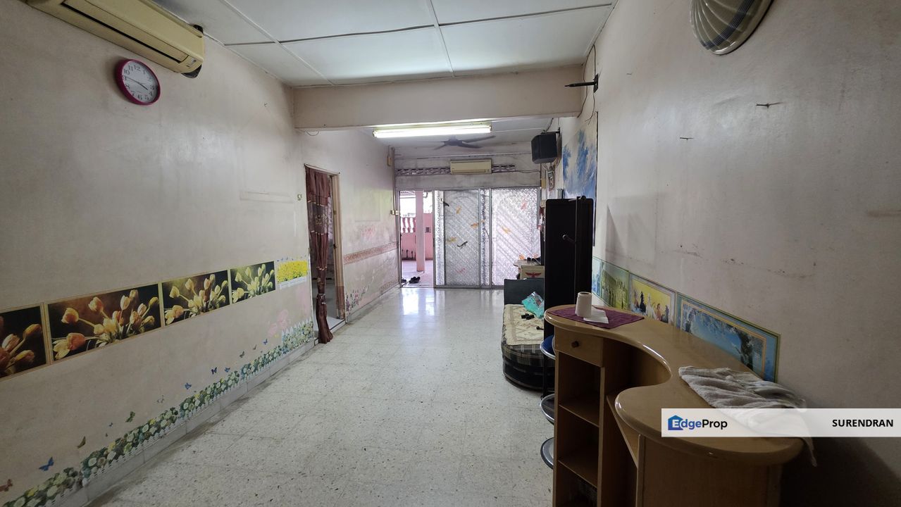 Taman Sentosa Single Storey For Sale Extended and Renovated, Selangor, Klang