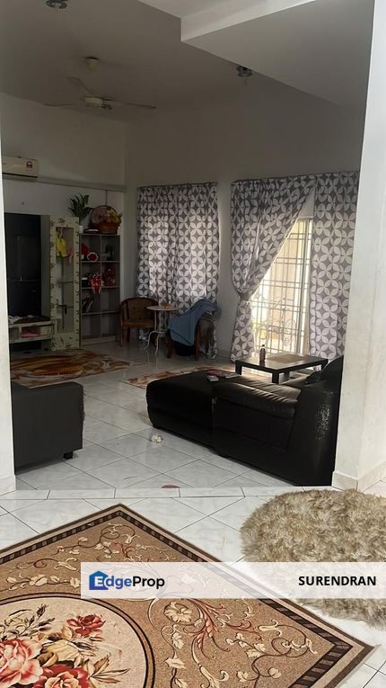 Well maintained double storey semi-d at shah alam sekysen 7, Selangor, Shah Alam