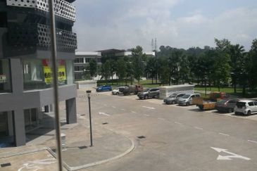 Two Floors Retail units @ Savanna Lifestyle Retail for sale