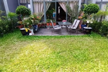 Mirage By The Lake @ Perdana Lakeview West