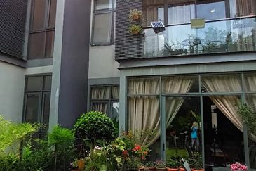 Mirage By The Lake @ Perdana Lakeview West