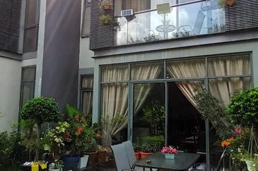 Mirage By The Lake @ Perdana Lakeview West