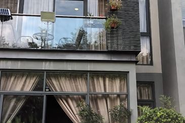 Mirage By The Lake @ Perdana Lakeview West