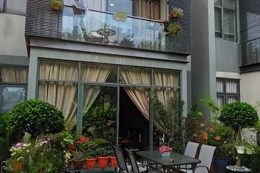 Mirage By The Lake @ Perdana Lakeview West