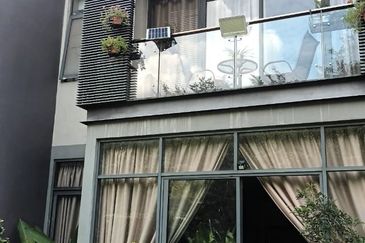 Mirage By The Lake @ Perdana Lakeview West