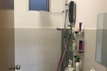 RM299,000 APT Bandar Botanik 