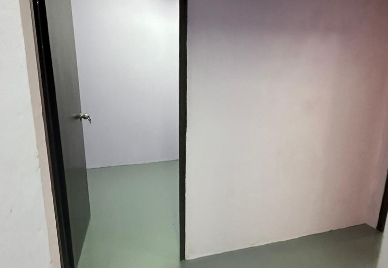 RM155k Pandamaran Flat