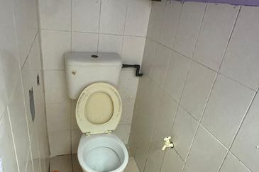 RM155k Pandamaran Flat