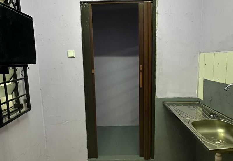 RM155k Pandamaran Flat