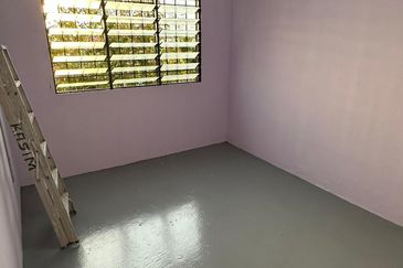 RM155k Pandamaran Flat
