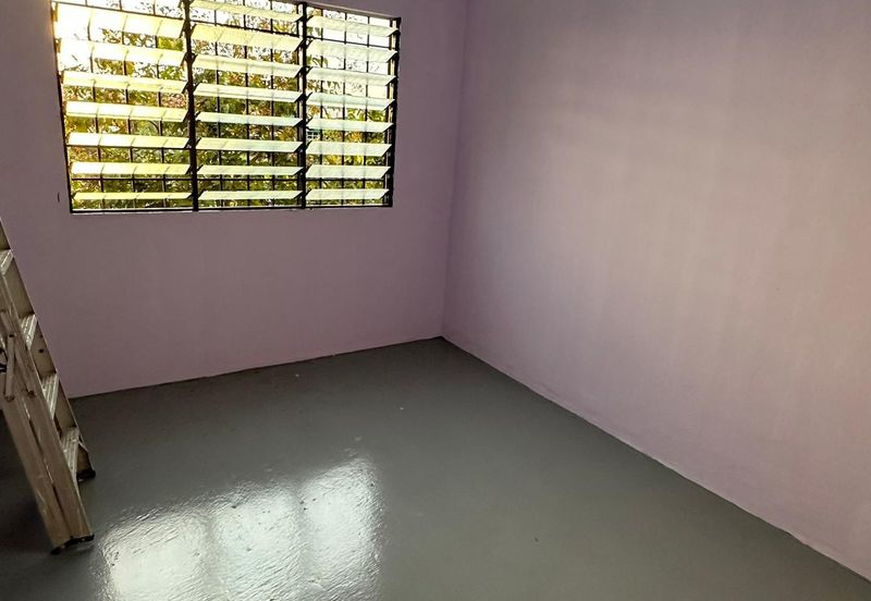 RM155k Pandamaran Flat