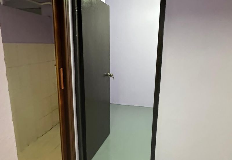 RM155k Pandamaran Flat