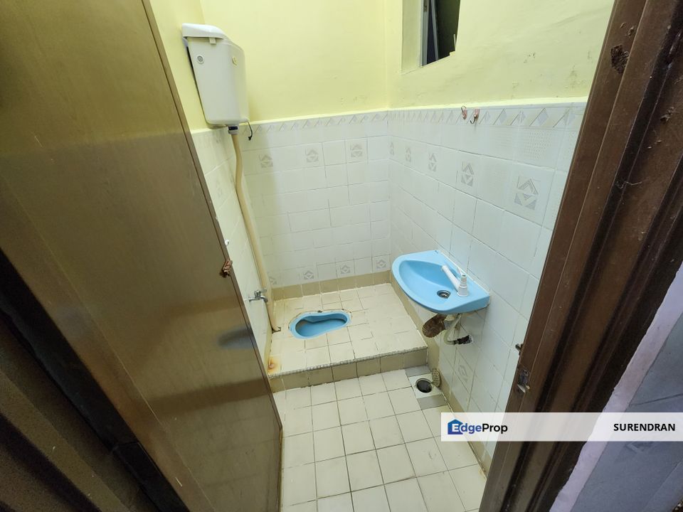 Bayu perdana 2Storey behind HTAR for sale, Selangor, Klang