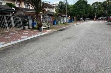 Bukit Jelutong