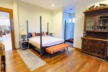 Country Heights Damansara 3.5 Storey Bungalow For Sale: 