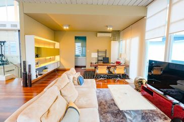 Country Heights Damansara 3.5 Storey Bungalow For Sale: 