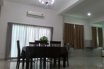 MYDiva, Perdana Lakeview East