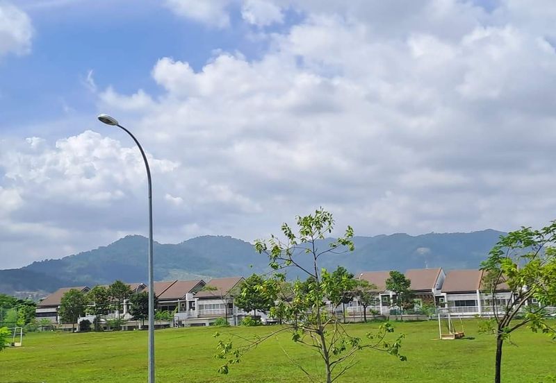 NILAI IMPIAN (LAMAN AZALEA)