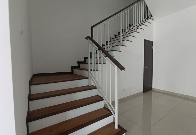 Amaryn @ Bukit Banyan