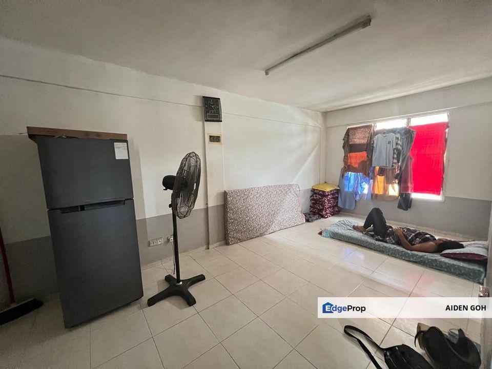Flat Sri Lanang Taman Desa Tebrau Johor Bahru Lowest Floor, Johor, Johor Bahru