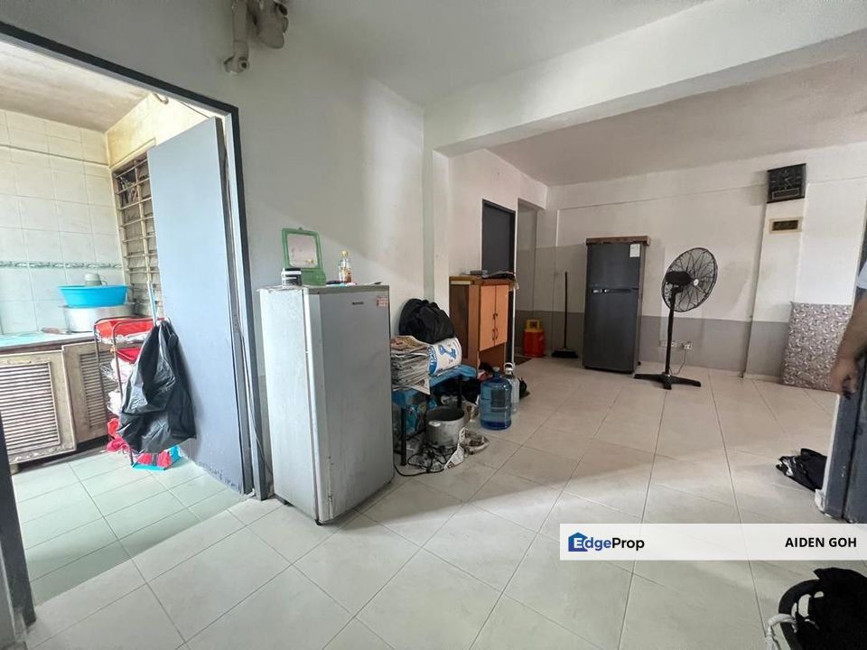 Flat Sri Lanang Taman Desa Tebrau Johor Bahru Lowest Floor, Johor, Johor Bahru