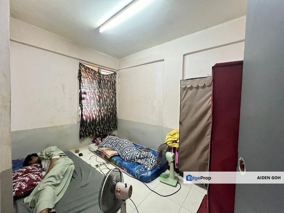 Flat Sri Lanang Taman Desa Tebrau Johor Bahru Lowest Floor, Johor, Johor Bahru