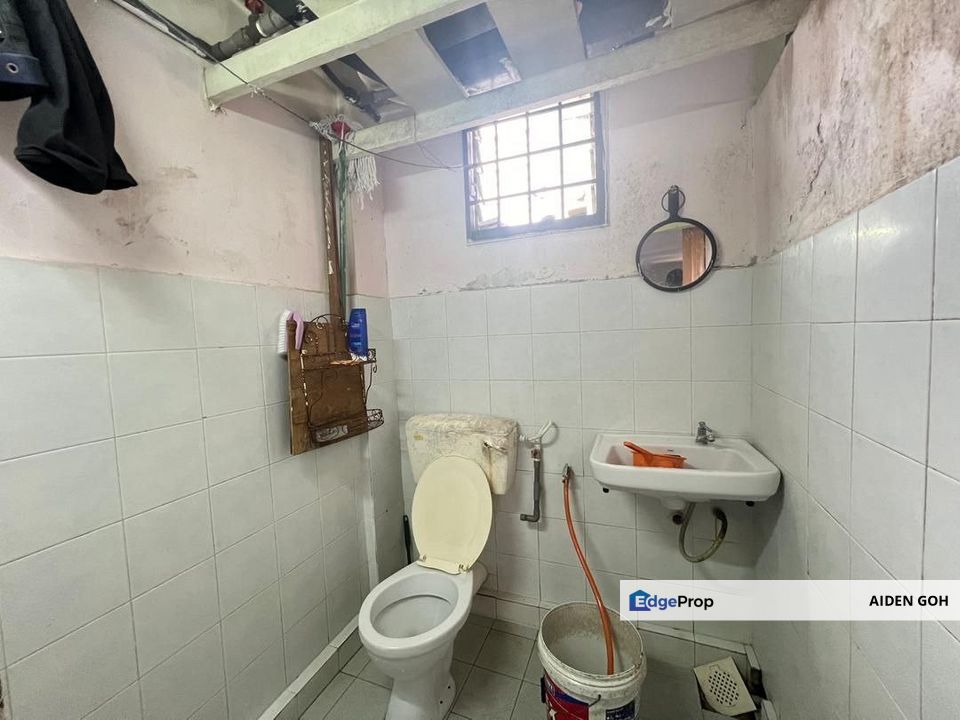 Flat Sri Lanang Taman Desa Tebrau Johor Bahru Lowest Floor, Johor, Johor Bahru