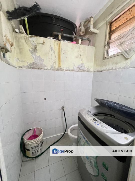 Flat Sri Lanang Taman Desa Tebrau Johor Bahru Lowest Floor, Johor, Johor Bahru